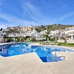 Casa Oliva Sea View Дом отдыха Нерха
